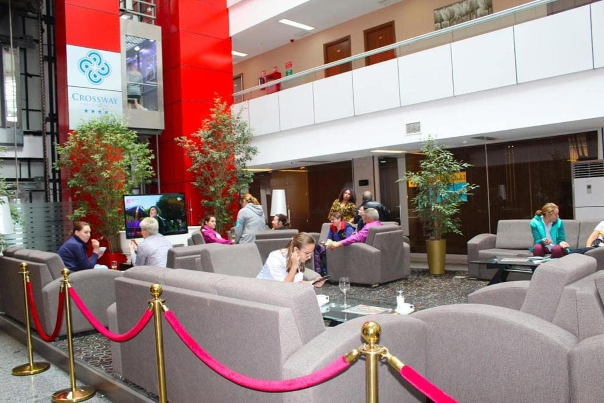 Crossway Hotel Masazir 외부 사진